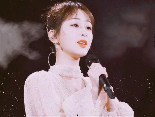 杨紫和肖战最新爆料唱歌,青春旋律，情感共鸣