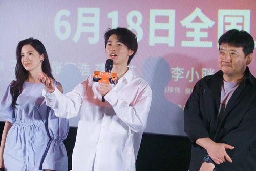 恐丑的娱乐吃瓜人的微博,娱乐八卦背后的真相与笑料